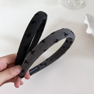 Serre-tête gris élégant avec nœud à pois cœur floqué et rembourrage en éponge haute couronne