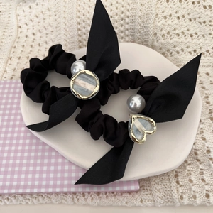 Chouchous Élégants En Satin Noir Avec Ruban Nœud Papillon Künstliche Perle De Culture Cœur Rond Décor Géométrique Élastique À Cheveux Femmes Filles Bijoux