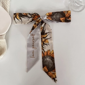 Ruban de cheveux en soie élégant avec motif de tournesol et design Love Yourself