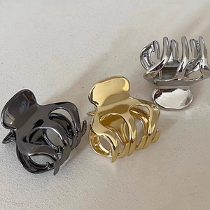Minimalist Metal Small Hair Claw Clip Liquid Metal Style Geometric Pumpkin Hair Clip For Women Daily Hair Accessories
