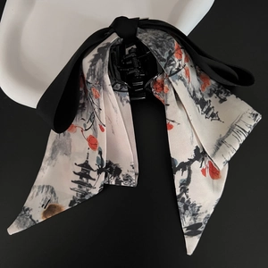 Haarklammer mit Schleife und langen Bändern im traditionellen chinesischen Tuschemalerei-Stil