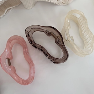 Pince à Cheveux Crabe Style Coréen Minimaliste Lignes Liquides Irrégulières Pour Femmes Pinces en Résine Brillante Accessoires de Coiffure Quotidiens
