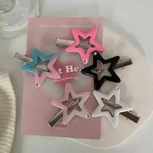5-piece Y2K star hair clips set with sparkling rhinestones and colorful gradient finish