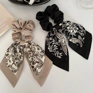 Chouchou en Satin Élégant Français Avec Long Ruban Nœud Papillon Motif Floral Géométrique Accessoire Cheveux Femme Fait à la Main