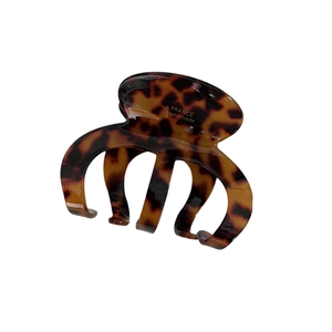 Retro tortoiseshell acetate shark hair claw clip with vintage leopard print for women