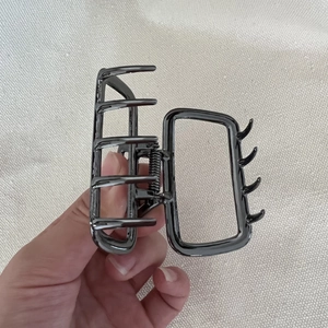 Minimalist square metal shark hair claw clip in gunmetal black finish for women