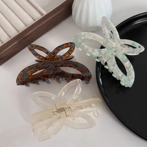 Pince à Cheveux Papillon en Acétate Élégante pour Femme Grande Pince Requin Ajourée Marbrée Accessoires de Coiffure