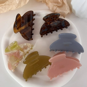 Set of 6 French acetate hair claw clips in assorted tortoiseshell and marble patterns