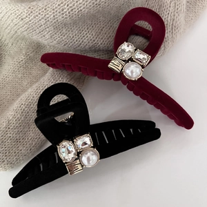 French Light Luxury Velvet Rhinestone Artificial Pearl Hair Claw Clip Scrunchie Set For Women Elegant Black Red Hair Accessories