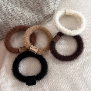 Lot de 5 chouchous en peluche aux tons marron chaud pour l'automne avec fausse fourrure