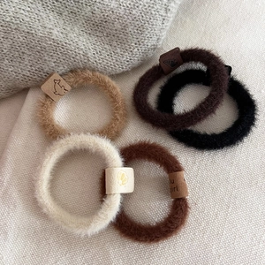 Lot de cinq chouchous en peluche douce aux tons chauds de café et marron pour femme