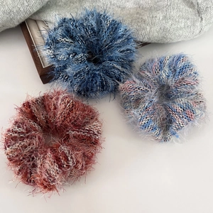 Elastici per capelli in maglia soffice in blu scuro, rosso ruggine e colori pastello