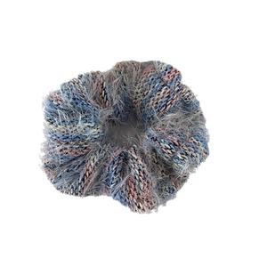 Elastico per capelli in maglia mista con nappe morbide e stile autunno-inverno