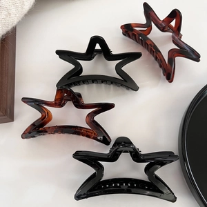Grande Pince à Cheveux Étoile Minimaliste Dépolie Écaille de Tortue Noir Résine Pince Requin pour Femmes Accessoires Cheveux Étoile
