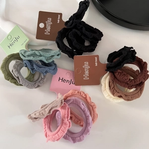 4-piece set of Morandi colored elastic hair scrunchies with ruffle texture and paper cards