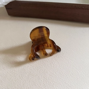 Pince à cheveux classique en acétate écaille de tortue avec lettrage France Handmade