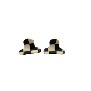 Lot de 2 mini pinces à cheveux en acétate avec motif damier noir et blanc minimaliste