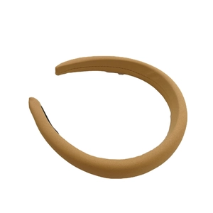 Chic padded khaki fabric headband for women with stylish high crown sponge design