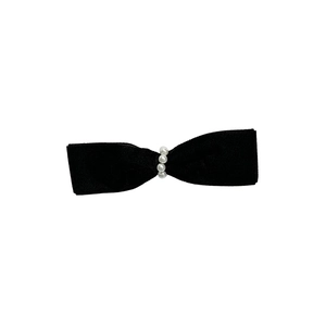 Elegant black velvet bow hair clip with four pearls in a vintage French style design