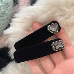 Set of two vintage black velvet hair clips with grey heart and rectangular rhinestones