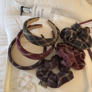 British style autumn winter plaid headband and scrunchie set in retro dark tones