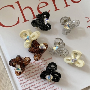 Mini pinces à cheveux en résine avec cœur en cristal, couleurs noir, blanc et écaille