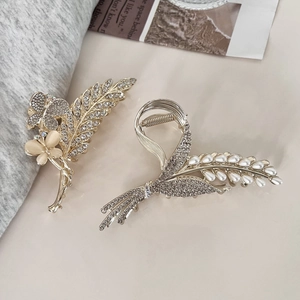 Pince à Cheveux Élégante en Alliage Papillon Grande Pince Crabe en Métal Avec Strass Künstliche Perle d'Imitation Épi Accessoires Cheveux Femme