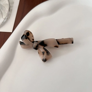 Tortoiseshell acetate bow hair clip with France Handmade engraving on ceramic plate