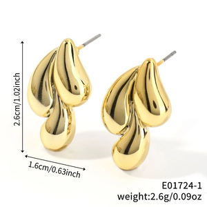 Detailed view of triple-layered gold waterdrop earrings with size and weight specs