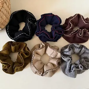 Chouchous en Tricot Avec Bord Contrasté Élastiques à Cheveux en Tissu Fait Main Support Queue de Cheval pour Femmes Accessoires