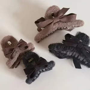 Korean Style Plush Bow Hair Claw Clip Elegant Winter Lamb Wool Shark Clip For Women Warm Fashion Accessories Headwear