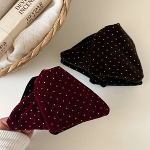 Retro Hepburn Velvet Polka Dot Triangle Hair Claw Clip With Rhinestone Elegant Geometric Hair Bun Clip For Women Daily Party
