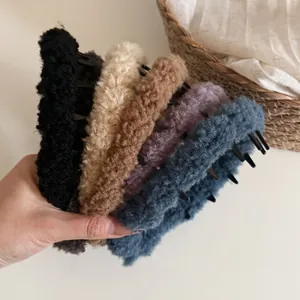 Serre-tête en Peluche Velours Teddy pour Femmes Avec Dents Mignon Cerceau de Cheveux en Laine d'Agneau Antidérapant Accessoires de Cheveux