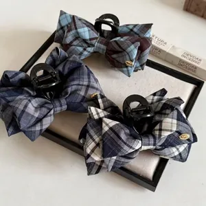 Vintage Plaid Bow Hair Claw Clip For Women Fabric Wrapped Large Hair Accessory With Gold Metal Label Elegant Hair Styling Tool