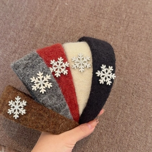 Lot de serre-têtes en peluche d'hiver avec flocons de neige strass en 5 couleurs