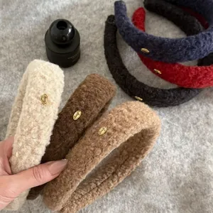 Autumn Winter Sherpa Plush Headband For Women Minimalist Thick Hair Hoop With Gold Metal Decor Fashion Hair Accessories