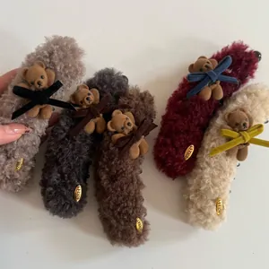 Simpatici fermagli per capelli a banana con orsetto di peluche in cinque colori diversi