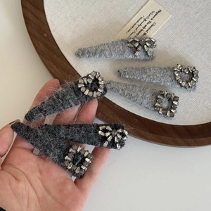 Vintage plush hair clip set with rhinestones, 5 pieces including heart and bow designs