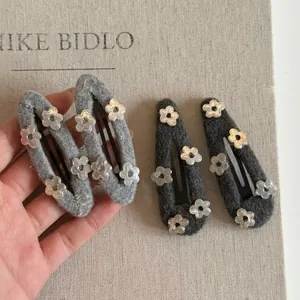 Korean Style Grey Woolen Fabric Flower Hair Clip Elegant Handmade BB Clip For Women Minimalist Vintage Geometric Hair Barrettes Daily Commute Accessories