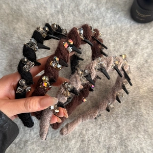 Vintage Wool Knitted Headband For Women With Crystals And Non-slip Teeth Fluffy High Cranial Top Hair Hoop Accessories