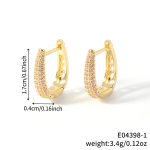 Orecchini a forma di U placcati in oro con zirconi bianchi e altezza di 1,7 cm