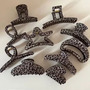 French Style Grey Leopard Print Large Hair Claw Clip Acrylic Shark Clip For Women Elegant Minimalist Hair Styling Accessories
