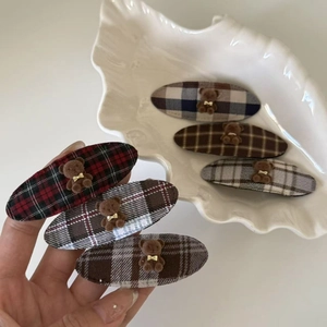 Lot de 6 barrettes à cheveux à carreaux avec oursons mignons en rouge et bleu écossais