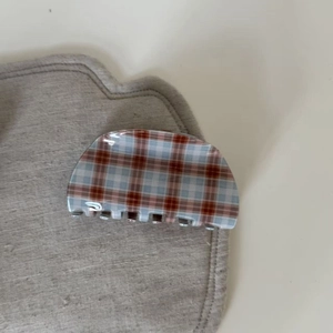 Medium retro red and blue plaid acetate hair claw clip for elegant women hairstyles
