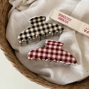 French style checkered hair claw clips in red and black colors for women's hairstyling