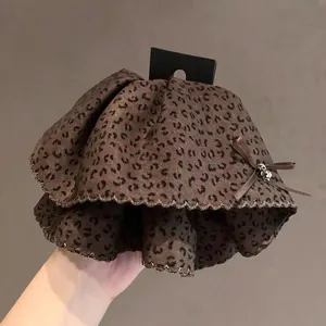 Vintage Leopard Print Bowknot Hair Claw Clip For Women Fabric Hair Catch With Rhinestone Pendant Stylish Hair Accessories