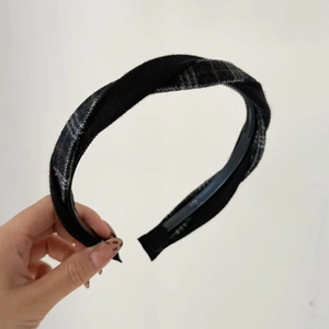 British style wool blend plaid braided headband with non-slip teeth for volume