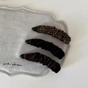 Set of 3 velvet leopard and solid color banana hair clips in vintage scrunchie style