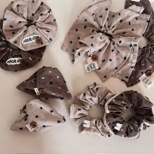 Handmade Oatmeal Fabric Scrunchie Triangle Hair Clip Polka Dot Button Decor Korean Style Hair Tie Accessory For Women