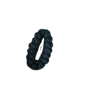 Sweet knitted hair clip with dark green hand-woven texture and cute braided wool design